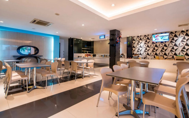 Hotel 88 Mangga Besar 120 by WH
