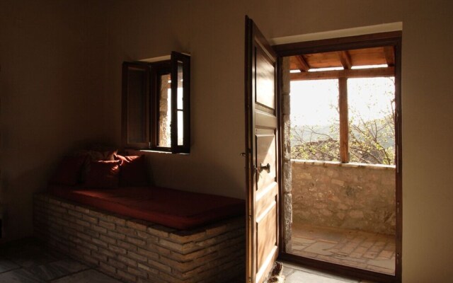 Ilia Mani Villa - Luxury Retreat
