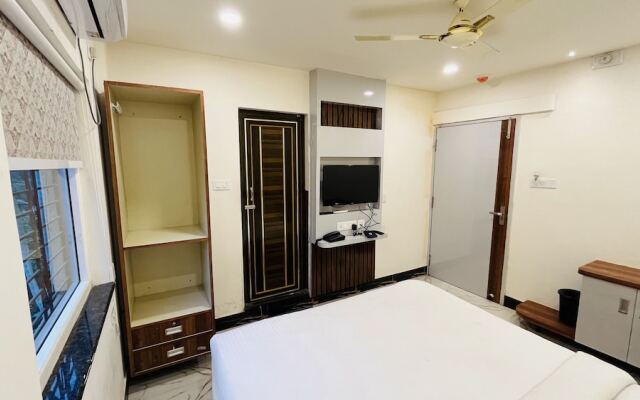 Maa Gouri Central