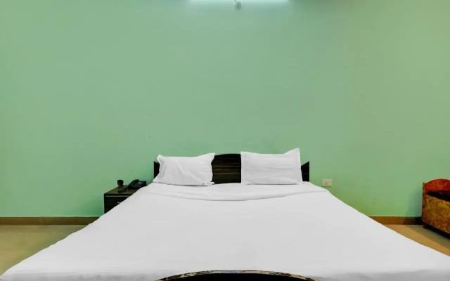 Oyo Flagship 805541 Maruti Inn
