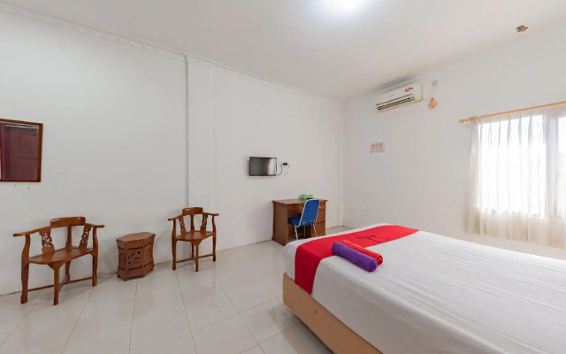 RedDoorz near Samarinda Square