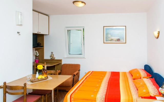 Apartments Miramare & Campara