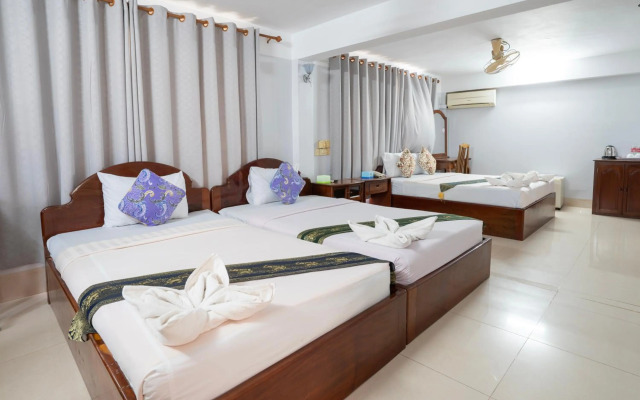 Siem Reap Riverside Hotel