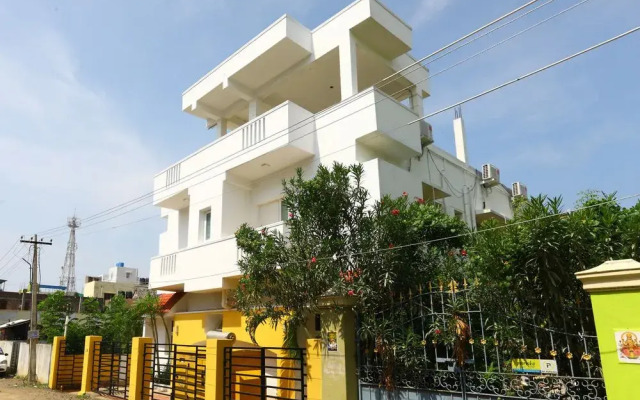 OYO 9261 Sholinganallur