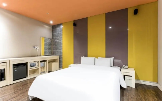 Bobos Hotel