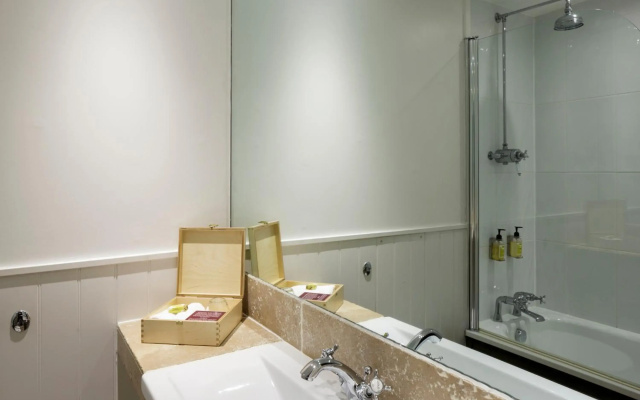 Tebay Services Hotel