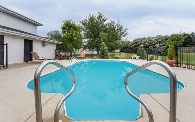 Days Inn Battlefield Rd/Hwy 65