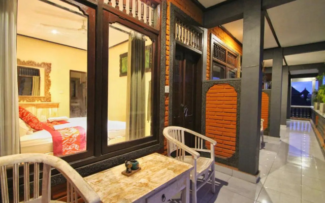 Happy Monkey Hostel