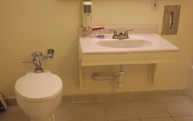 Bedford Plaza Hotel - Boston