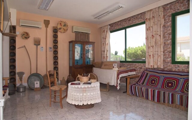 Mandalena Hotel Apts