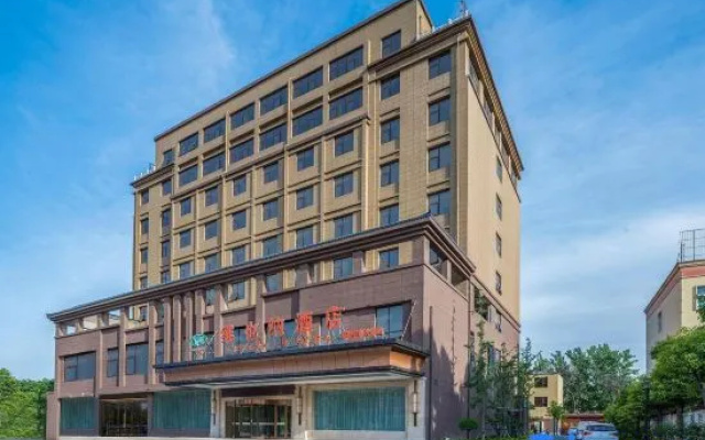 Vienna Hotel （Henan Xuchang Yanling Huadu Avenue store） – Exterior – Xuchang