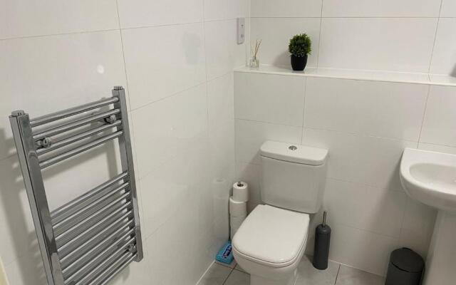 Queens Apartment - Lovely entire apartment