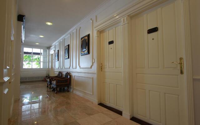 Le Bouton D'or Boutique Hotel