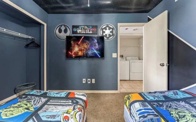 3-br Condo Near Disney Family-friendly Retreat