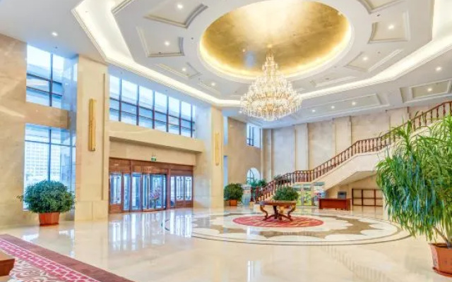 Longyuan Northern Base – Lobby – Yichun