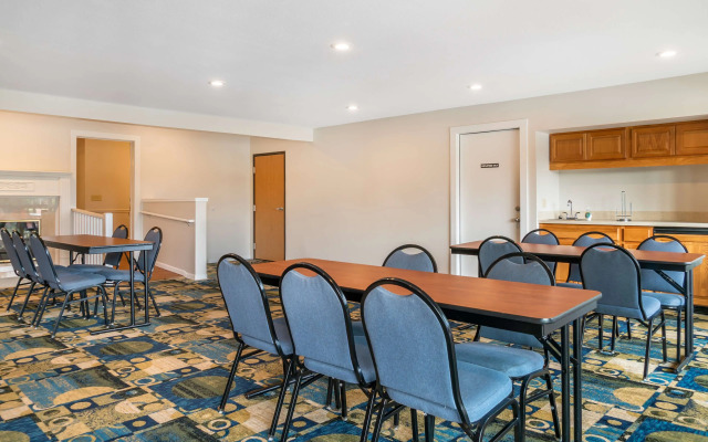 Best Western River Terrace