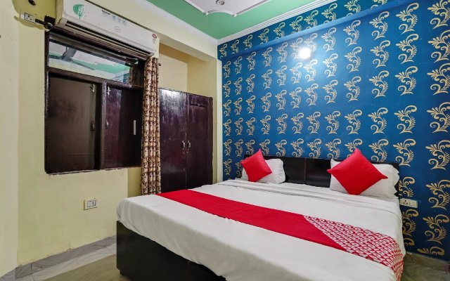 OYO Flagship 77558 Baba Guest House