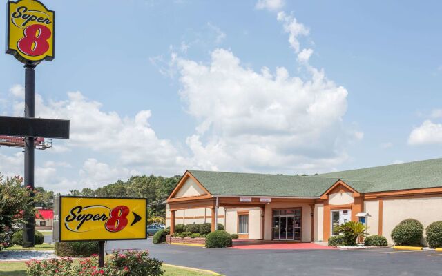Red Roof Inn Savannah - Richmond Hill/ I-95