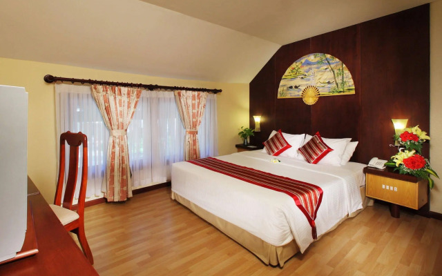 Suoi Tien Mui Ne Resort