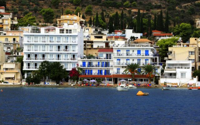 Hotel Aris