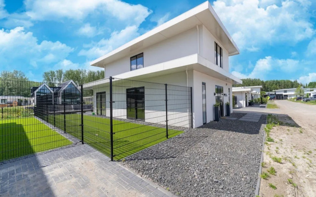 Watervilla in Beautiful Area Near Harderwijk