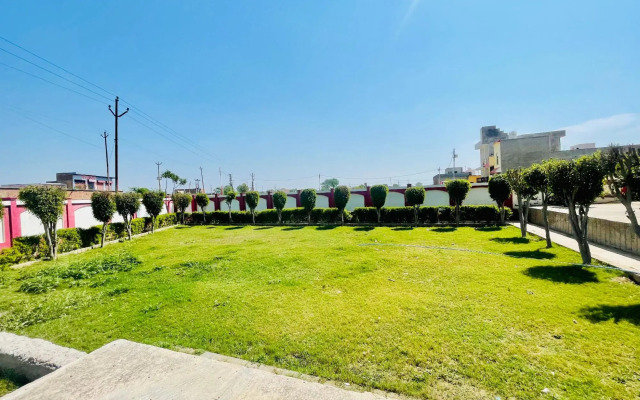 Grand Ganga Resort