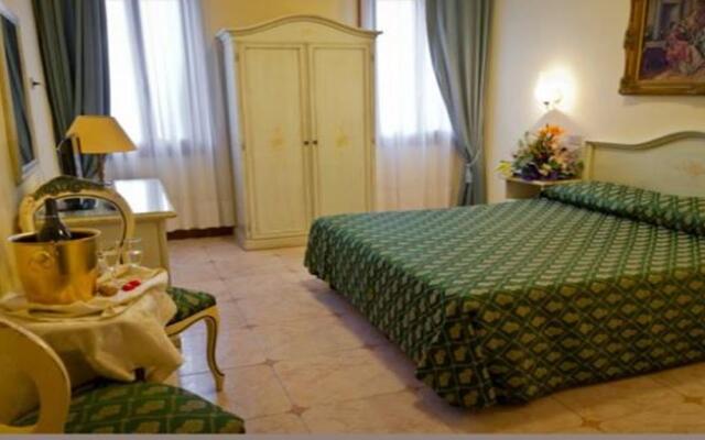 Hotel Florida