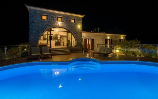 Villa Kourouni