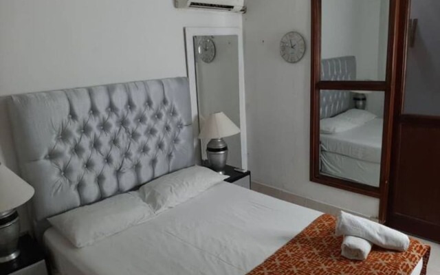 1G2-3 Apartamento en la ciudad Antigua