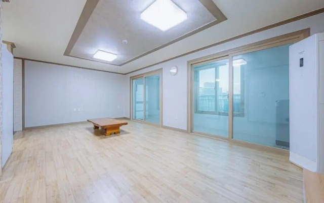 Geoje Swim Pension