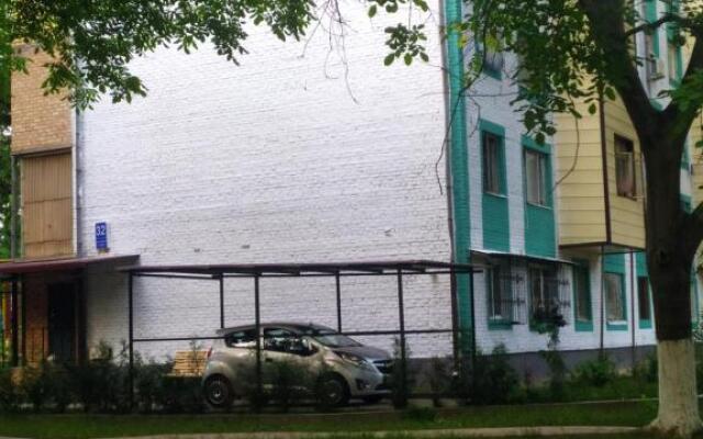 Guli House
