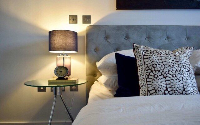Stylish 1 Bedroom With Stunning City Views