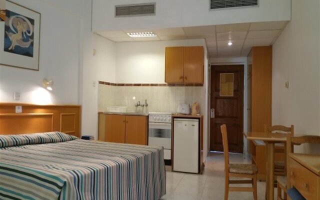 Corallia Beach Hotel Apartments