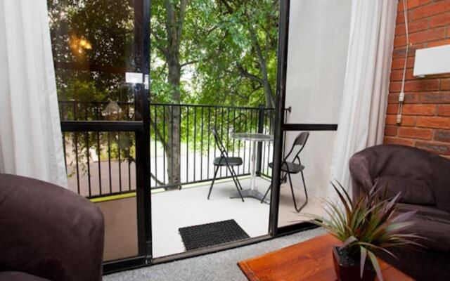 Connells Motel & Serviced Apartments