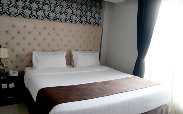 Rizen Premiere Hotel