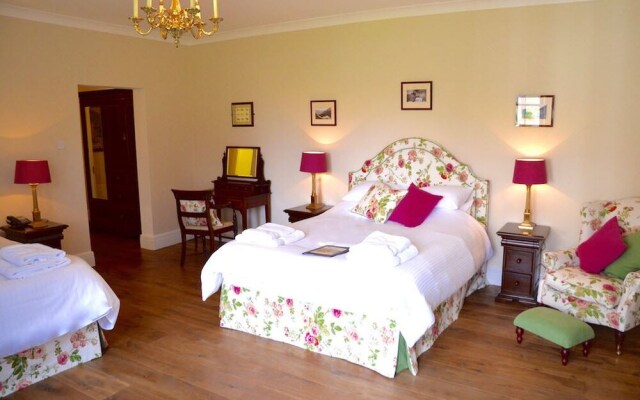 Delphi Lodge