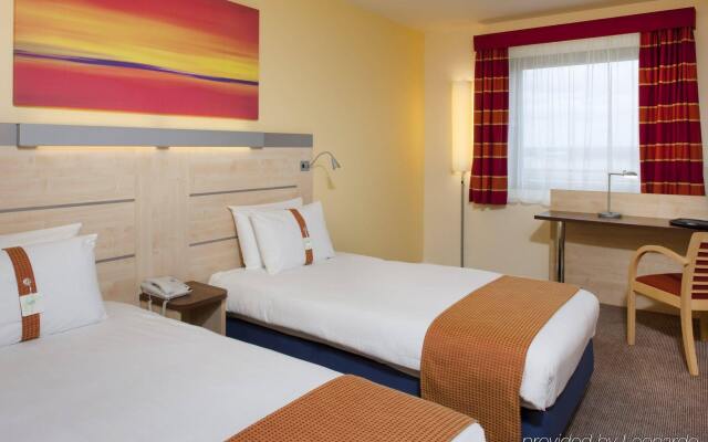 Holiday Inn Express London-Watford Junction, an IHG Hotel