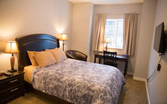 Downtown Whitehorse 4 bedrooms deluxe condo