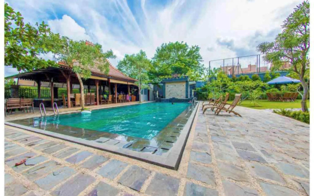 Alinson Boutique Resident Batam