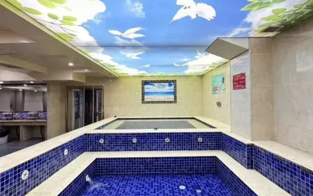 Jindun Hotel (Qi County Urban Leisure Food Street)