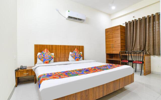 Hotel Blue Moon, Indore
