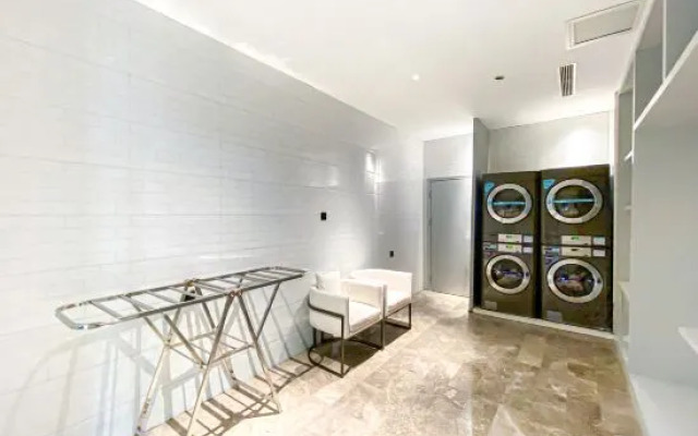 Starway Hotel (Xining Central Shopping Plaza Yile Building)