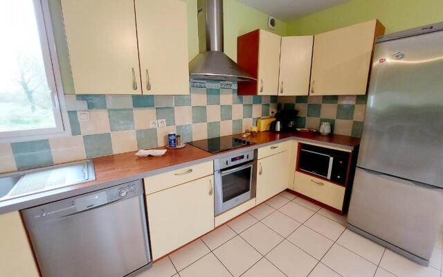 Gîte Saint-Mars-sur-la-Futaie, 4 pièces, 6 personnes - FR-1-600-94