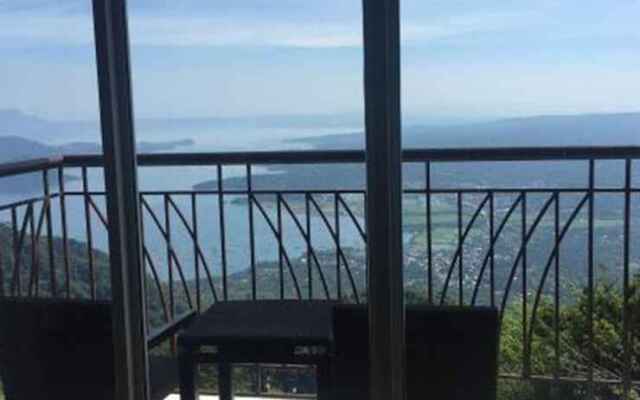 Tagaytay Lake View Villa