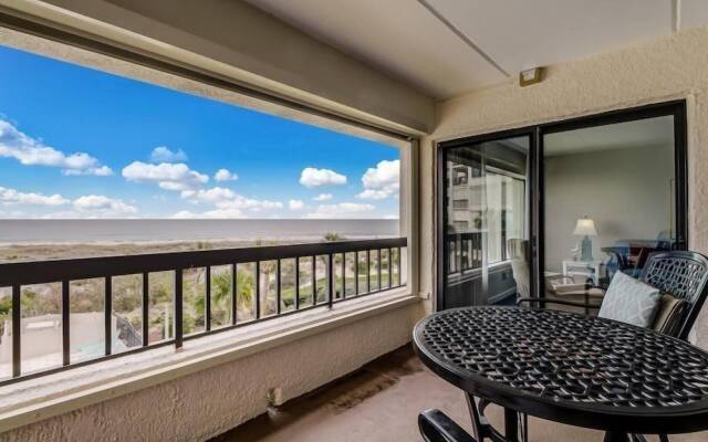 C114-amelia-surf-and-racquet