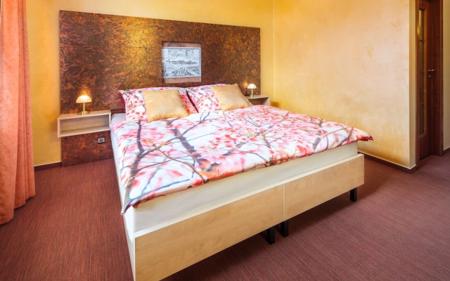 Hotel Conti