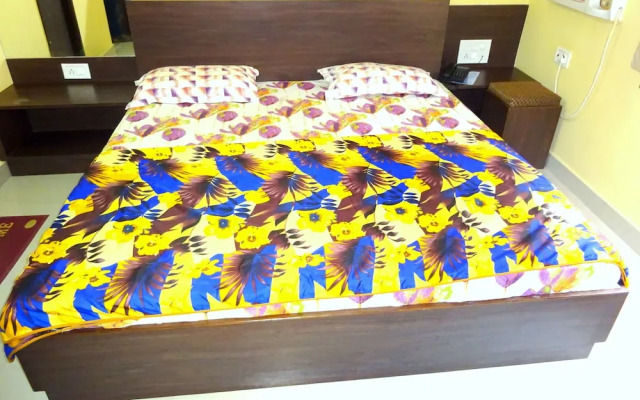 Oyo 28417 Hotel Gopi Vallabh