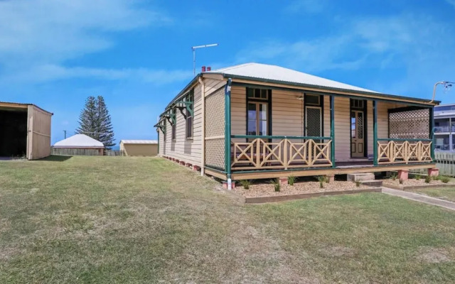 Reflections Yamba Lighthouse Cottages