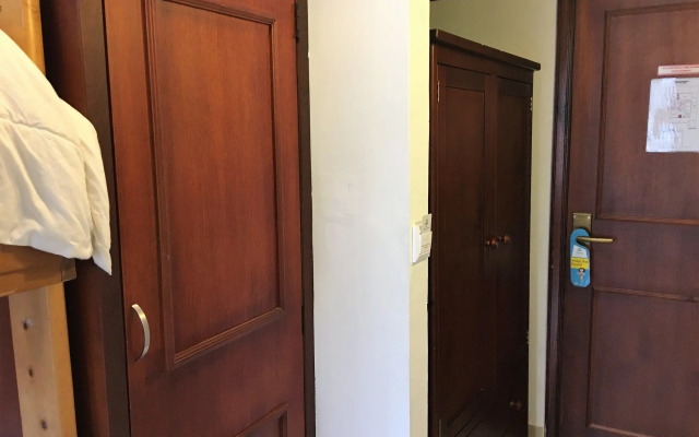 Hostal Mitad del Mundo