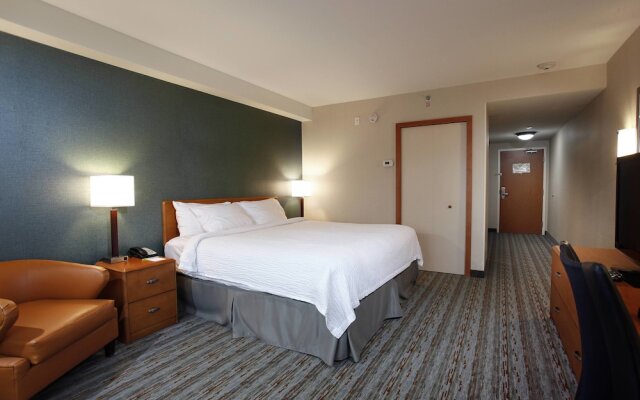 Fairfield Inn & Suites Sudbury